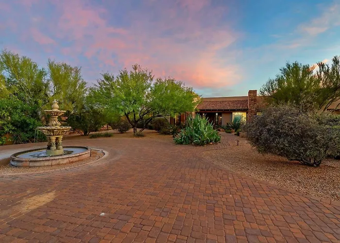 Desert Pool/spa/pickleball/families *
