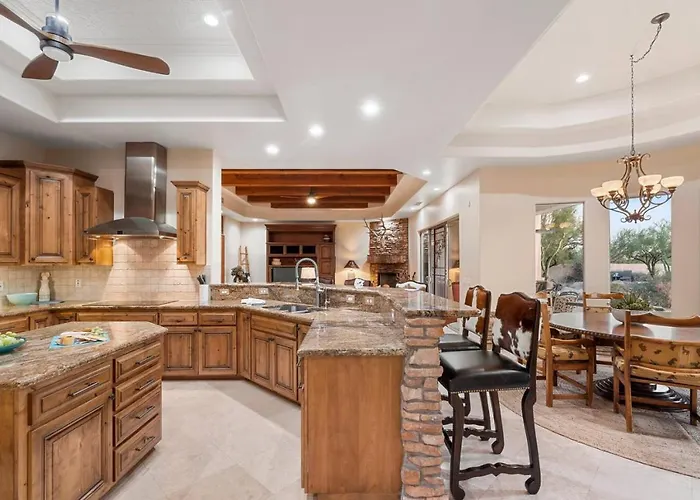 Holiday home Desert Pool/spa/pickleball/families Scottsdale