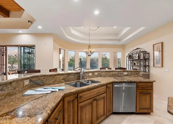 Desert Pool/spa/pickleball/families Scottsdale